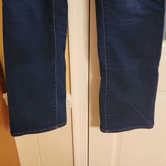 Old Navy Women's Mid-Rise "Kicker Bootcut" Dark Wash Jeans Size 10 - Picture 2 of 7
